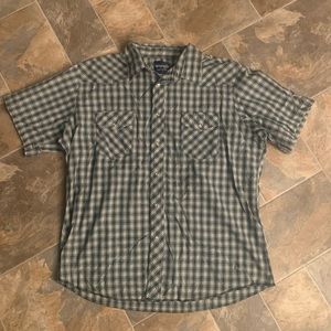 Men’s Wrangler Short Sleeve Button Down - XL